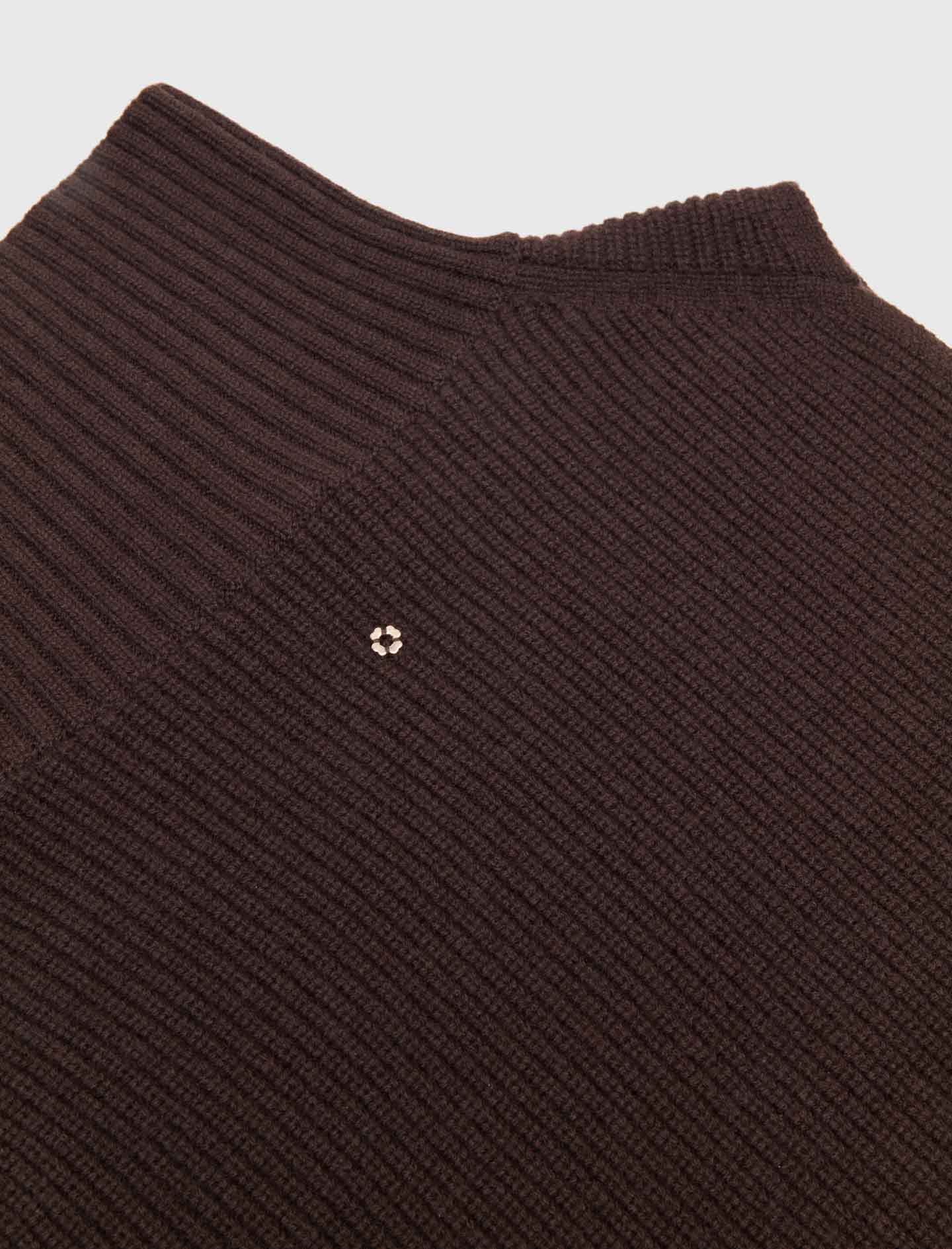 Wool and cashmere collar