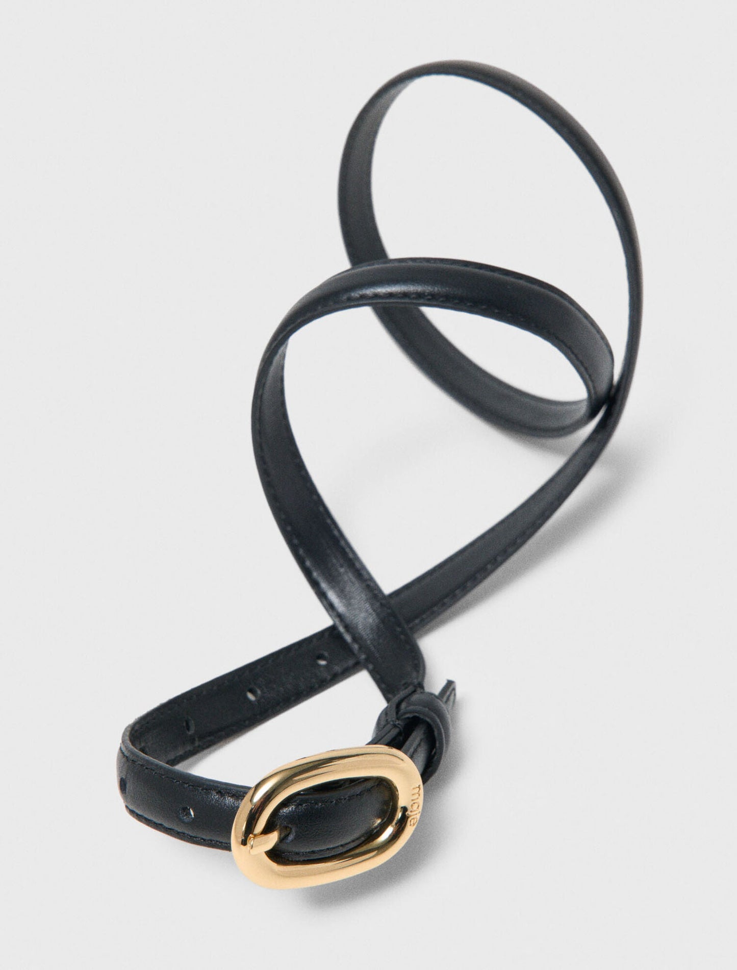 Slim Leather Oval Buckle Belt Black