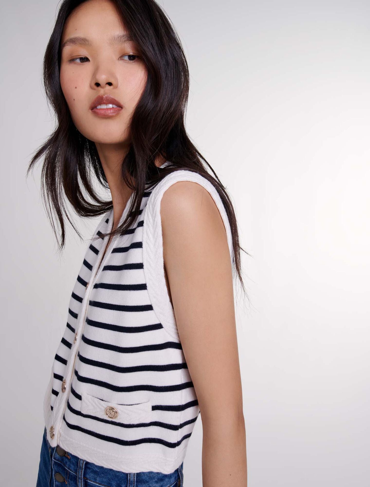 Navy / Ecru-Sleeveless striped cardigan