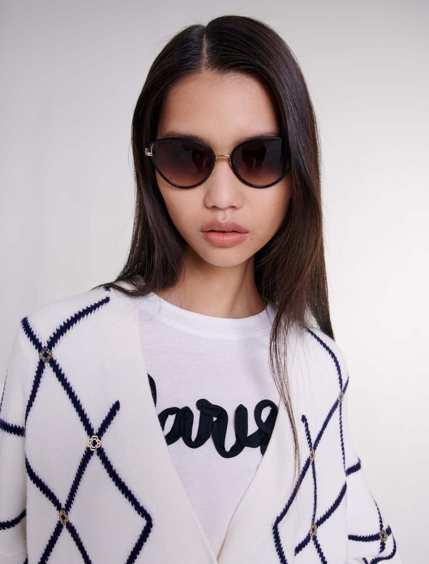 Ecru  -Diamond pattern knitted cardigan