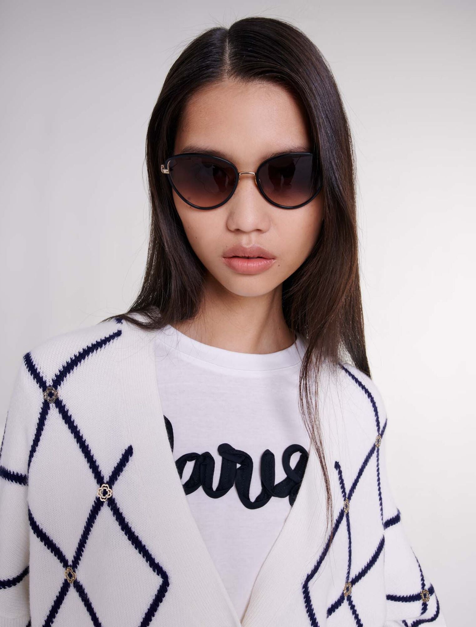 Ecru  -Diamond pattern knitted cardigan