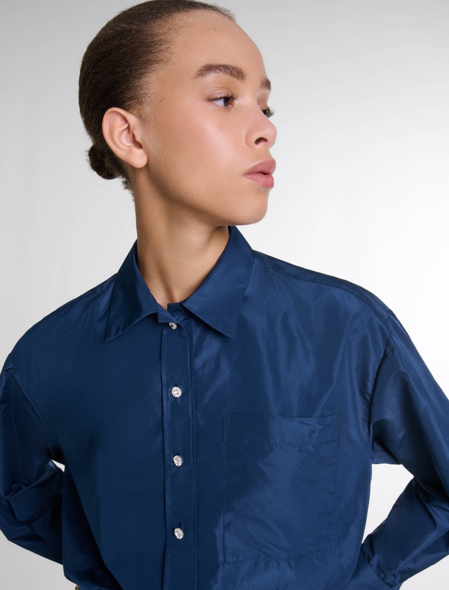 Navy  -Cropped shirt
