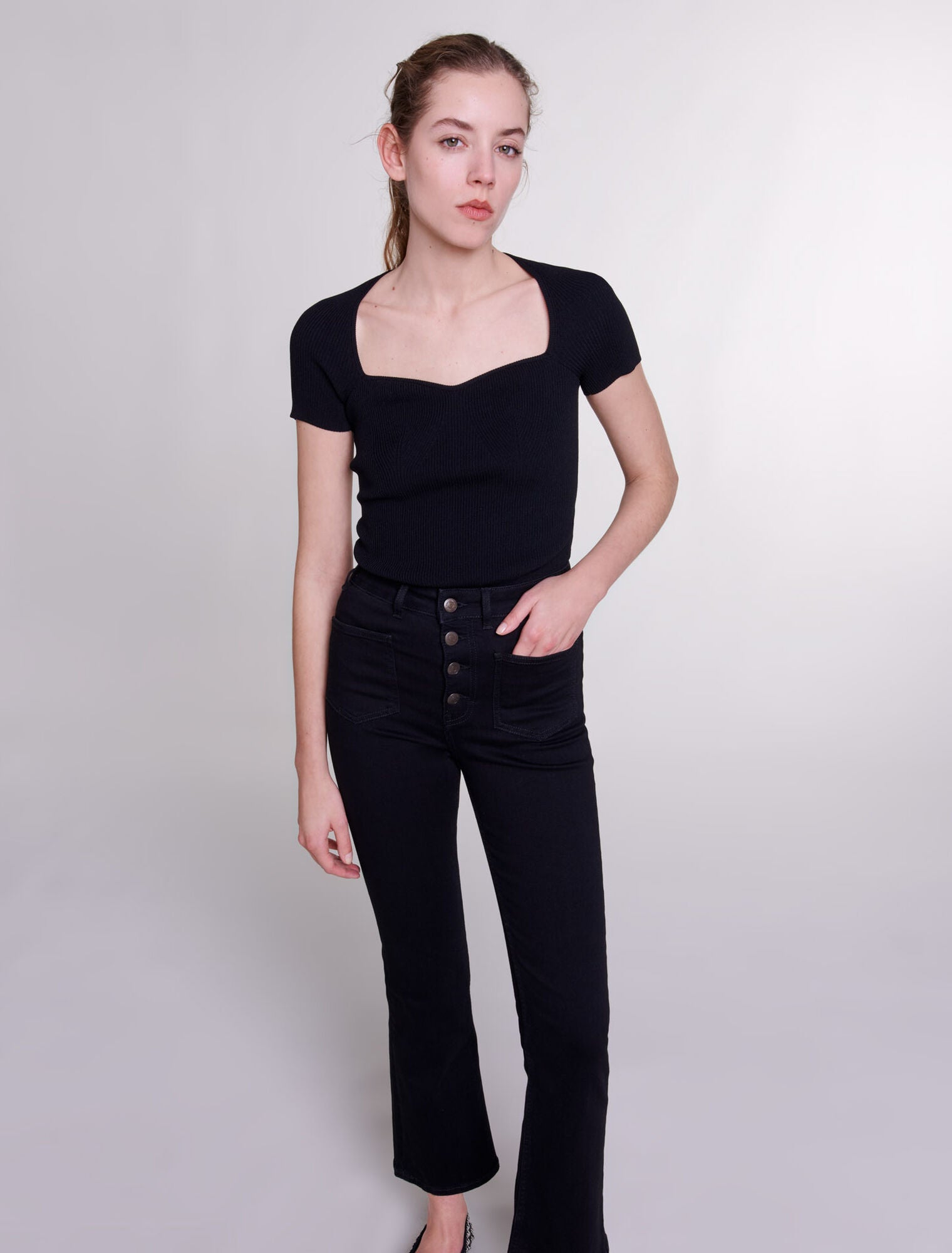 Black  -Flared jeans