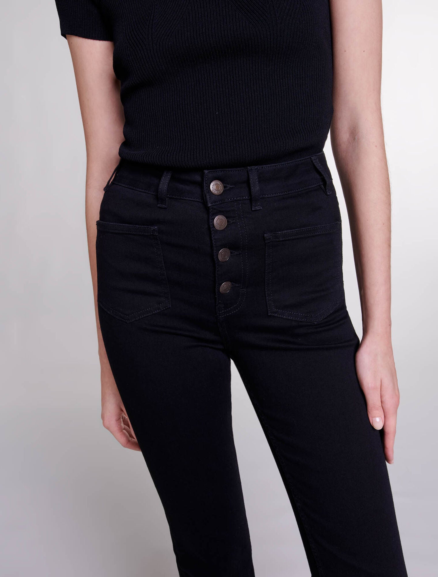 Black  -Flared jeans