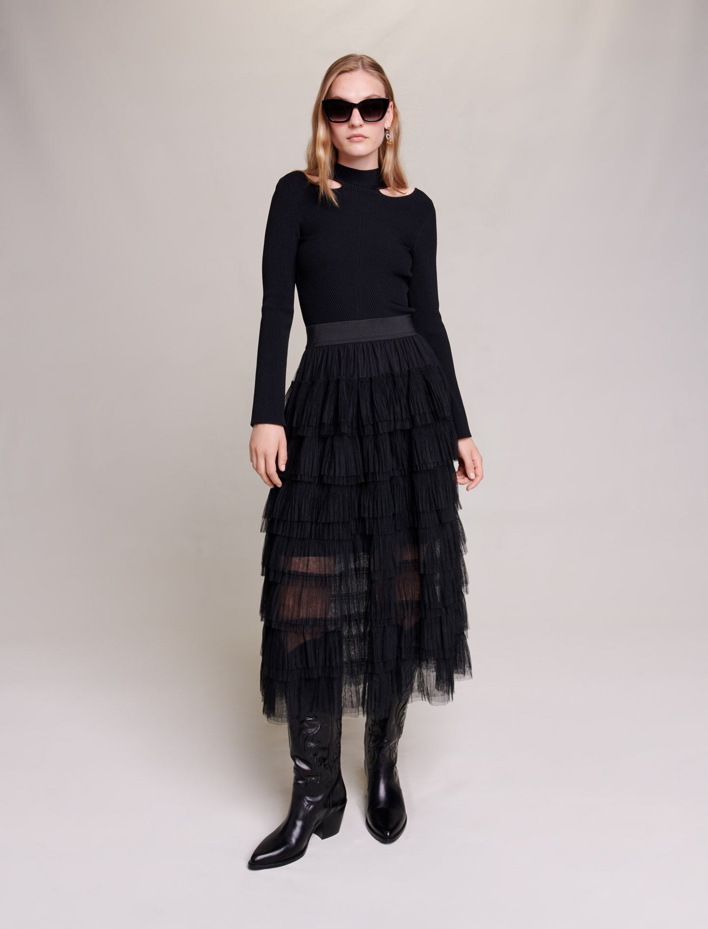 Black-featured-tulle midi skirt