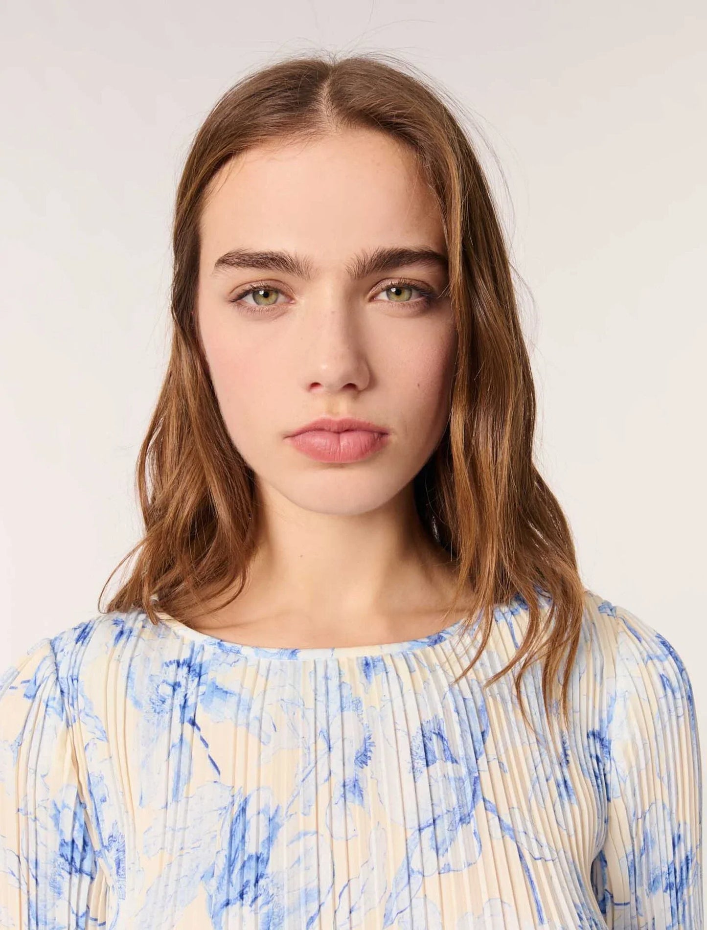 Blue Flower Print Ecru Base-Patterned Pleated Dress