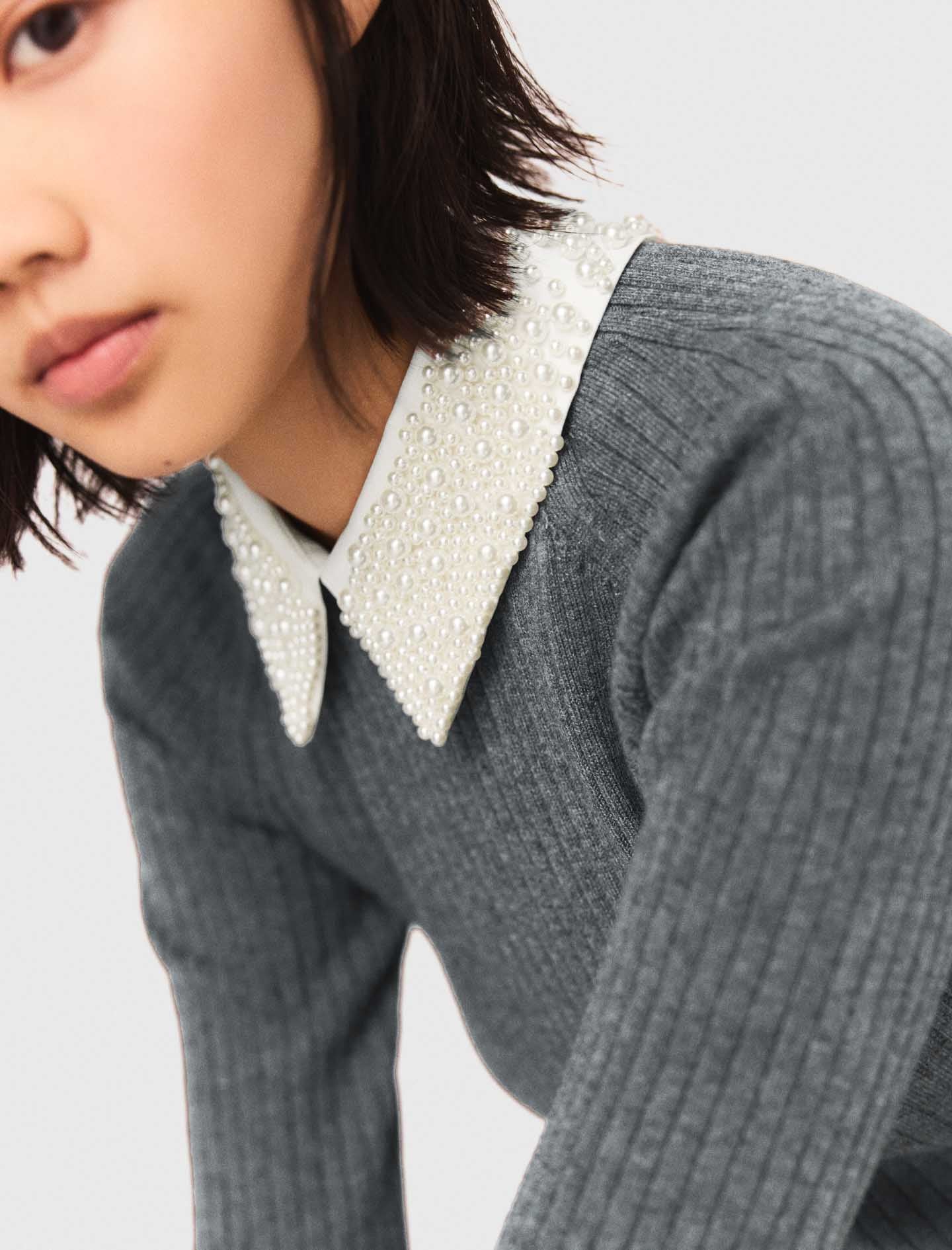 Beaded-collar short knit dress GREY