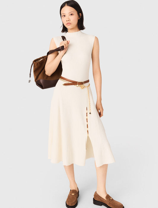 فستان بحياكة مضلعة لون بيج