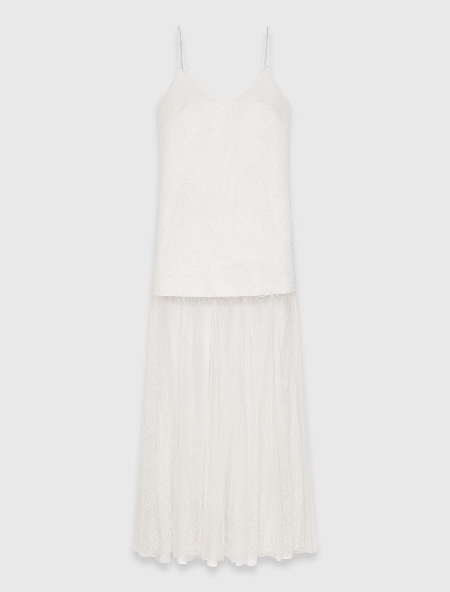 فستان أبيض من التافتا والدانتيل