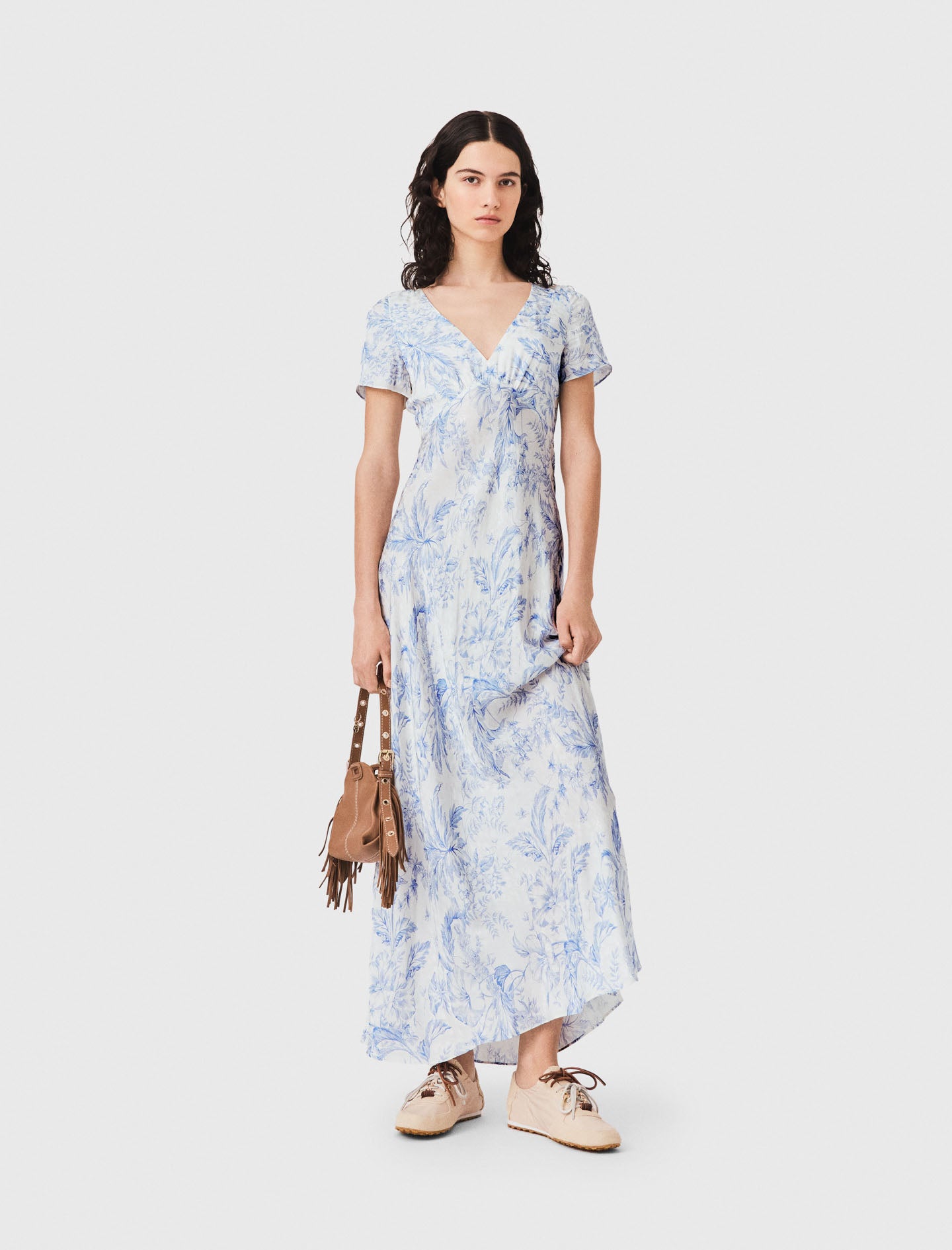 Flowing patterned maxi dress Sky Blue Large Flowers Print